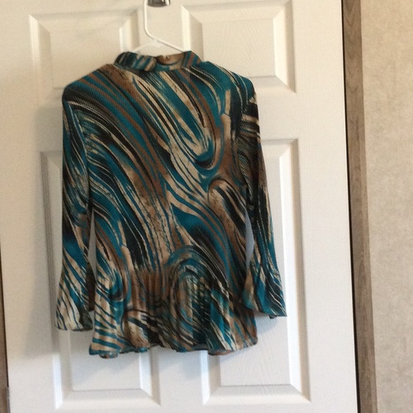 Dressy Blouse With Bow In Front - Picture 3 of 6